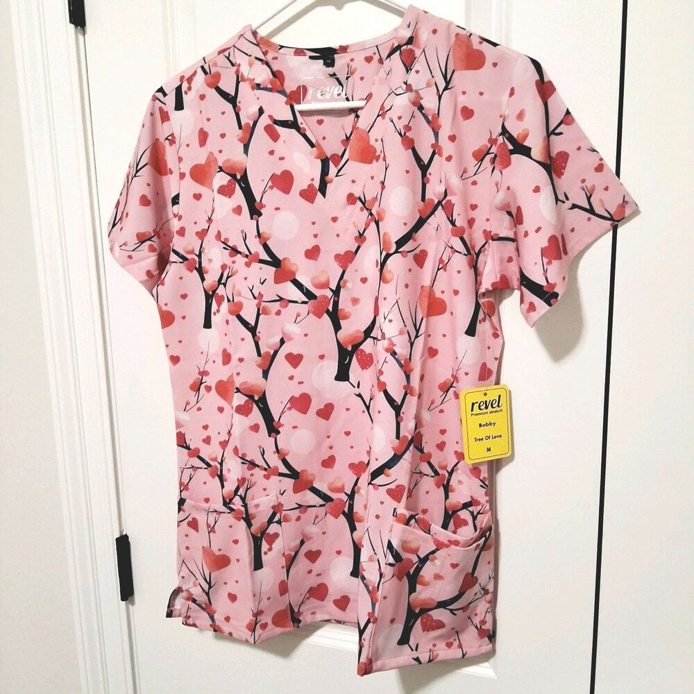 Revel Women's V-Neck Scrub Top Pink Tree of Love Hearts Size Medium New w/Tags